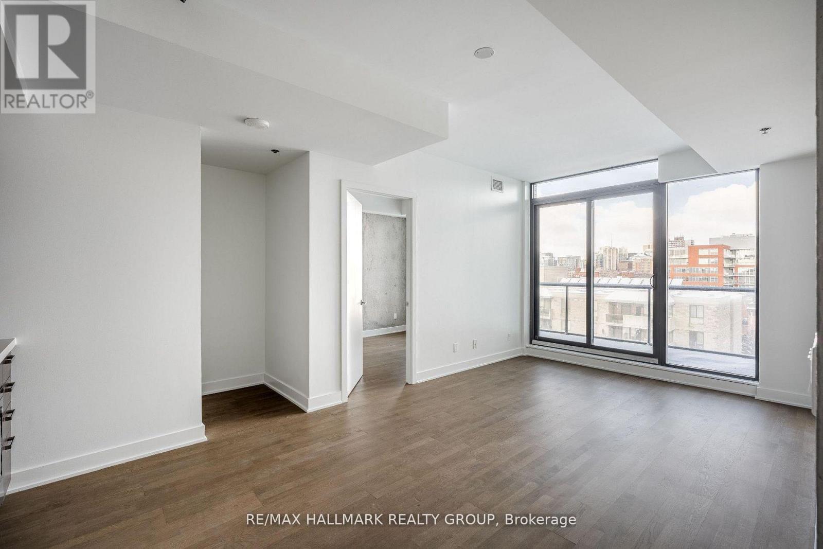 710 - 203 Catherine Street W Property Photo 9