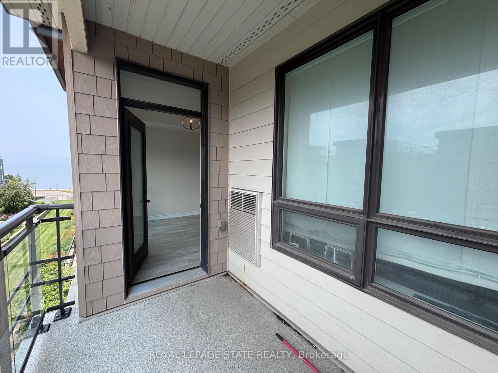 309 - 40 Esplanade Lane Property Photo 14