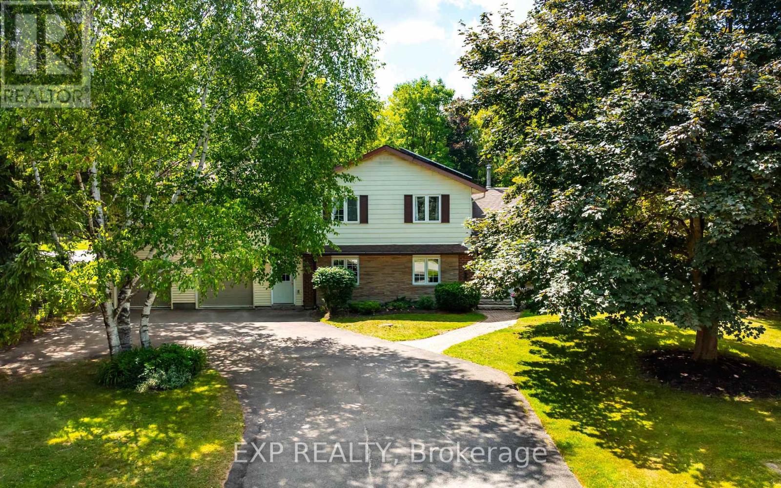 3 Purple Road Property Photo 1