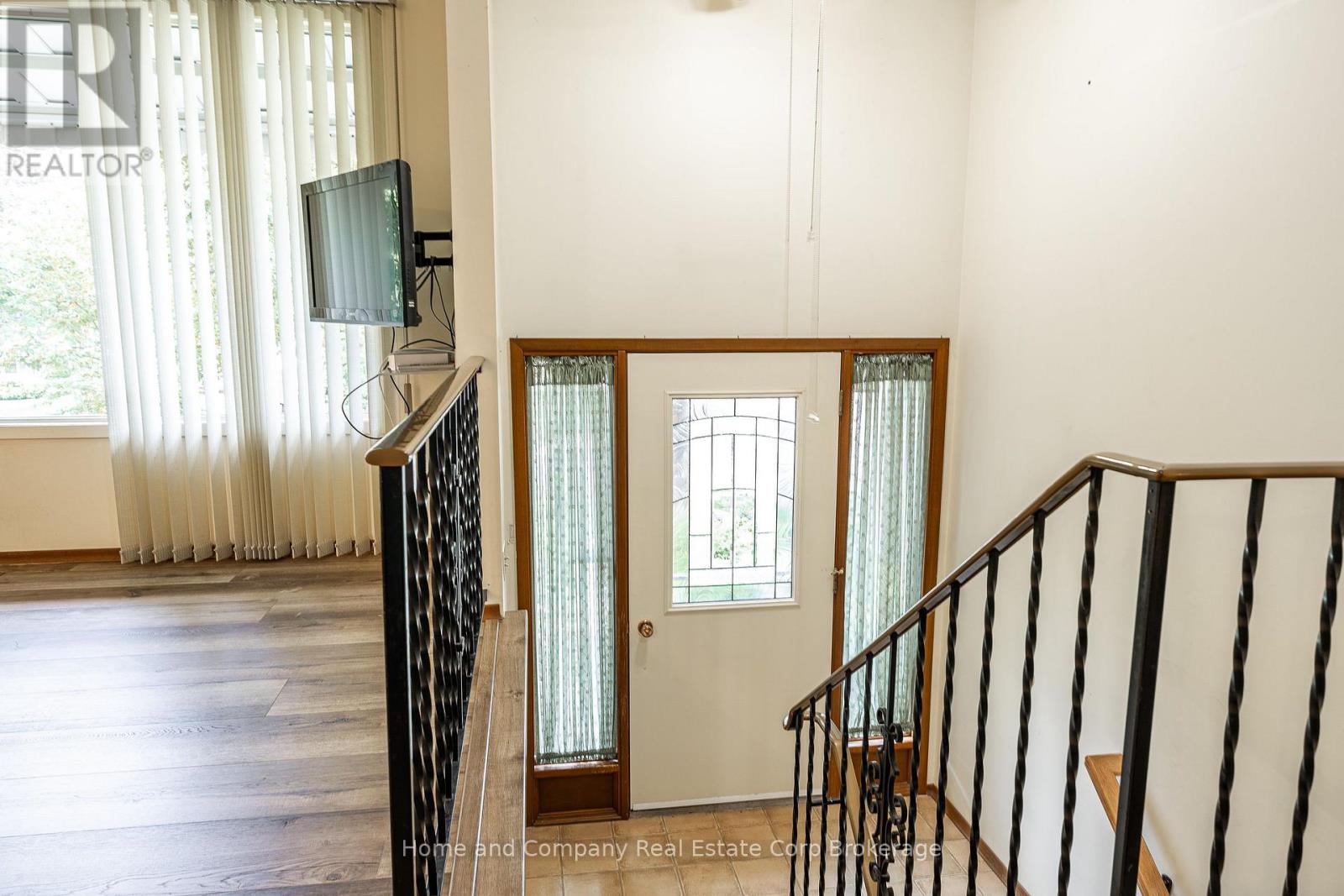 69 Nethercott Drive Property Photo 4