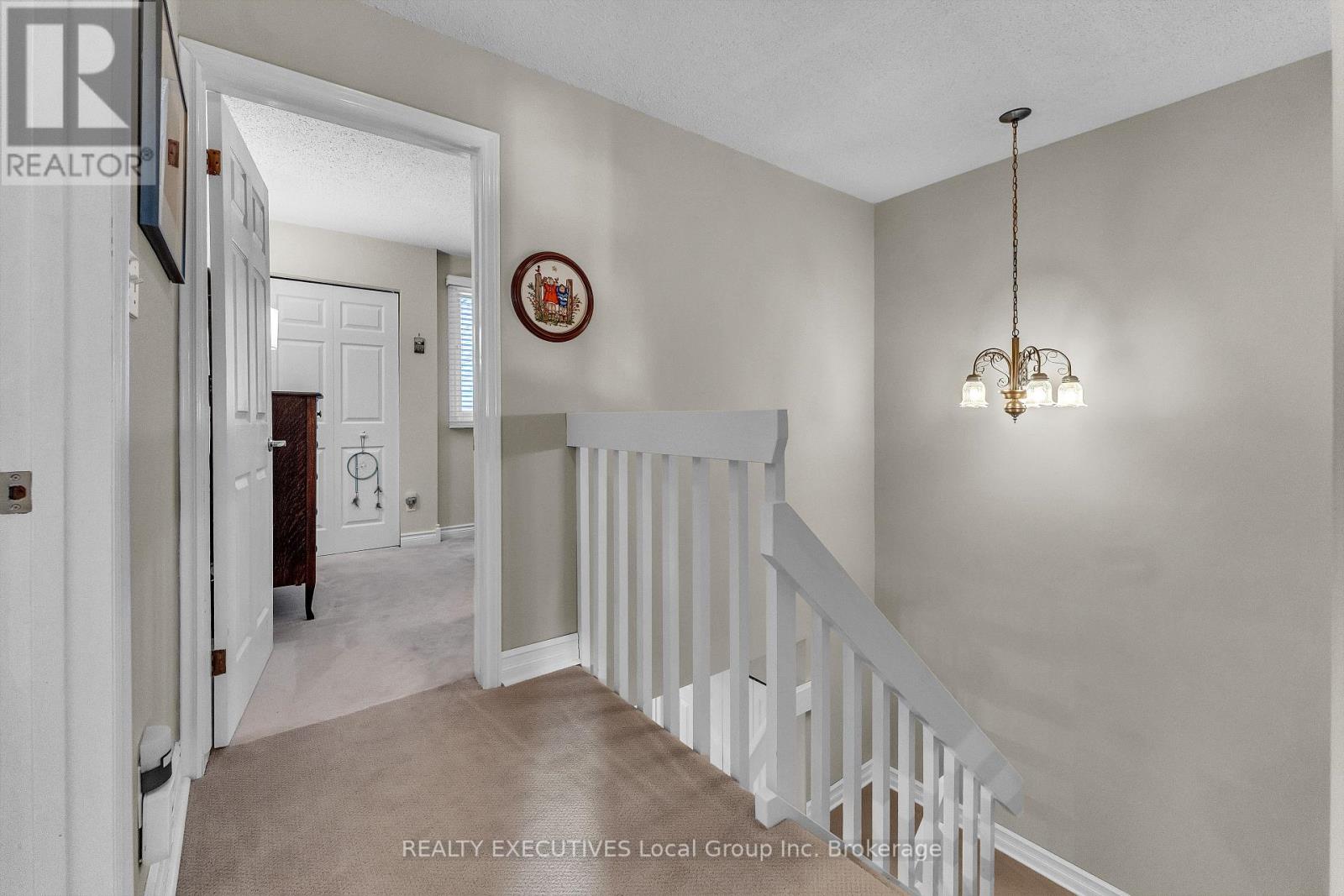 7 - 555 Main Street S Property Photo 25
