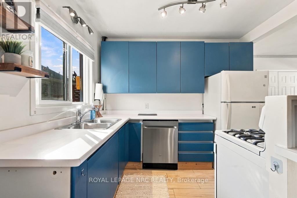 17 Wanda Road Property Photo 9