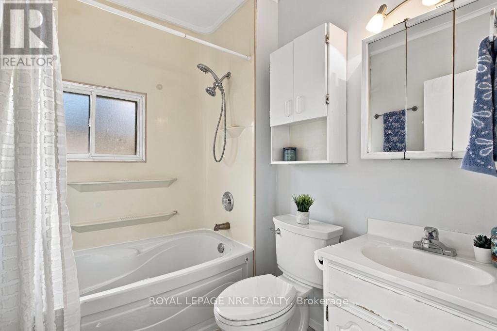 17 Wanda Road Property Photo 15