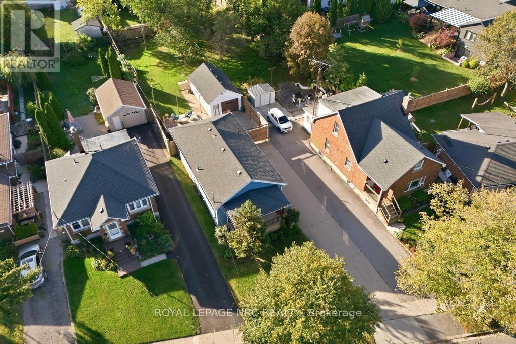 17 Wanda Road Property Photo 30