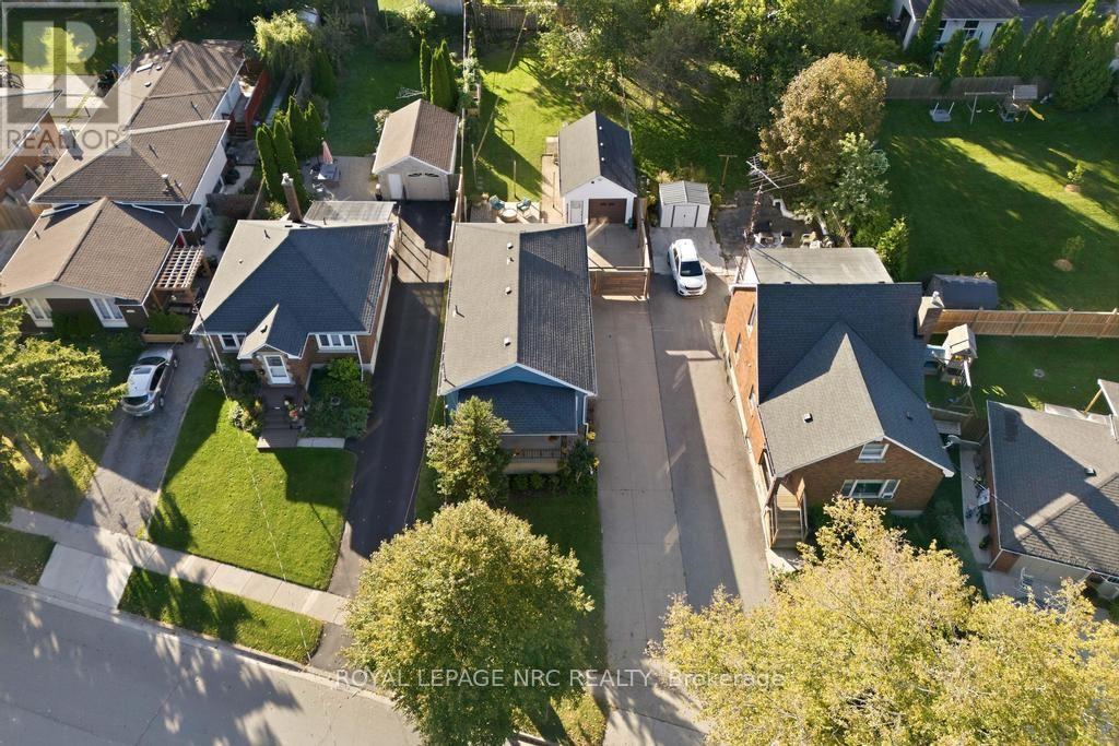 17 Wanda Road Property Photo 31