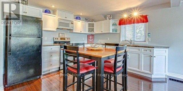 439 Edith Cavell Boulevard Property Photo 3