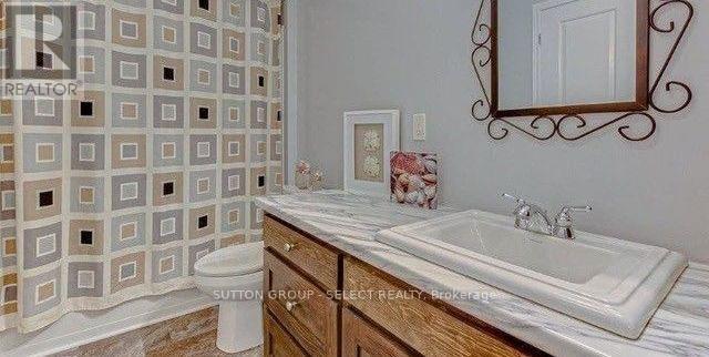 439 Edith Cavell Boulevard Property Photo 5