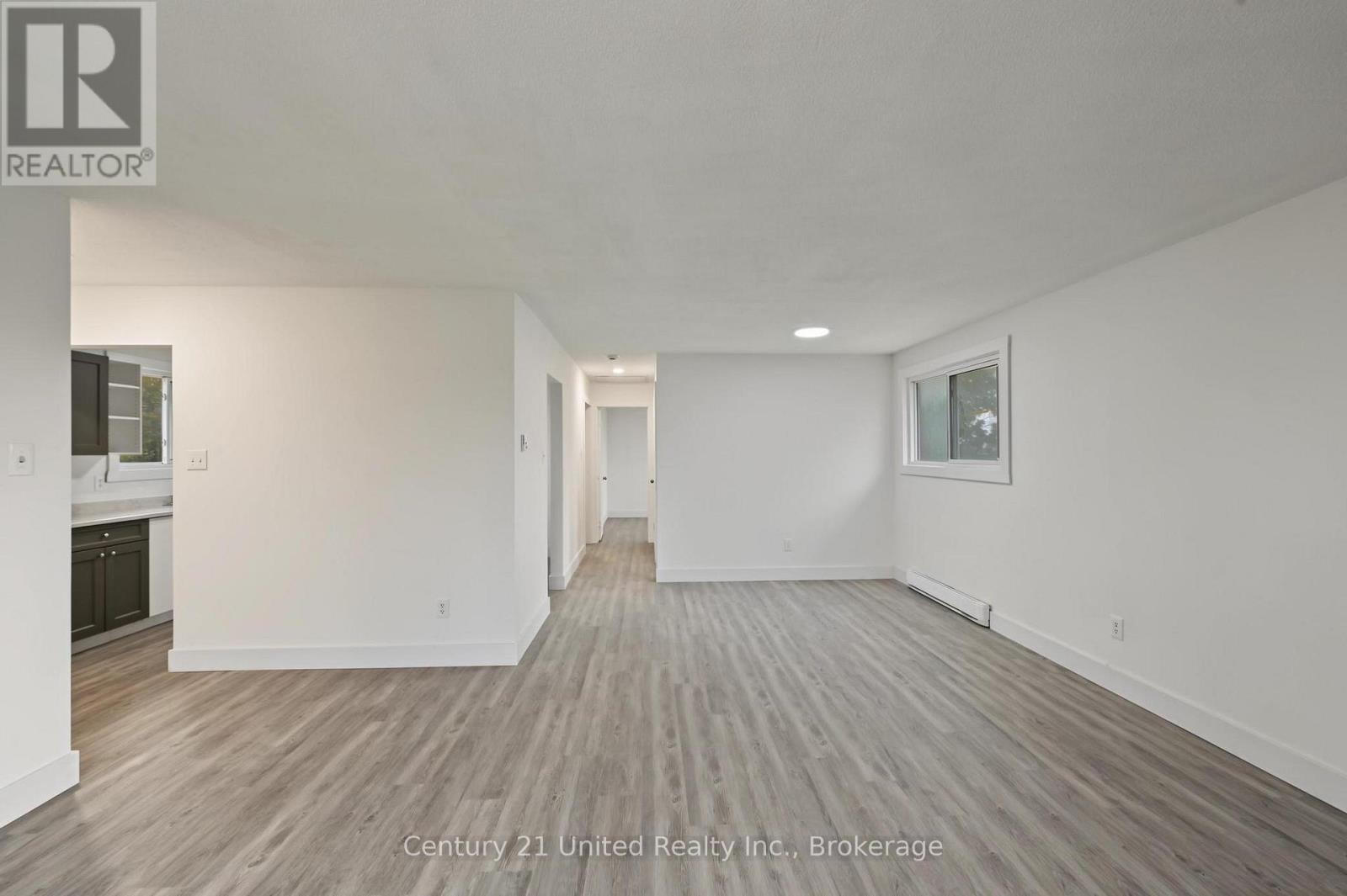 198 Aylmer Street N Property Photo 7