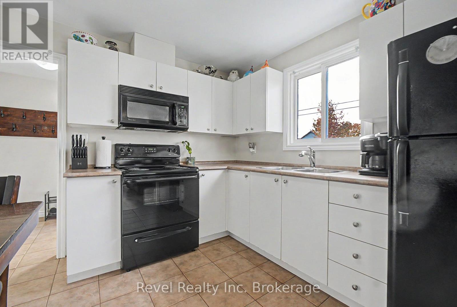 204 Delaware Avenue Property Photo 5
