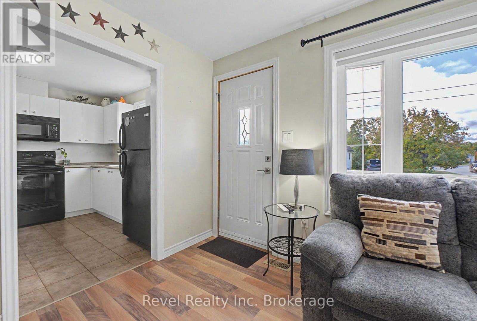 204 Delaware Avenue Property Photo 9