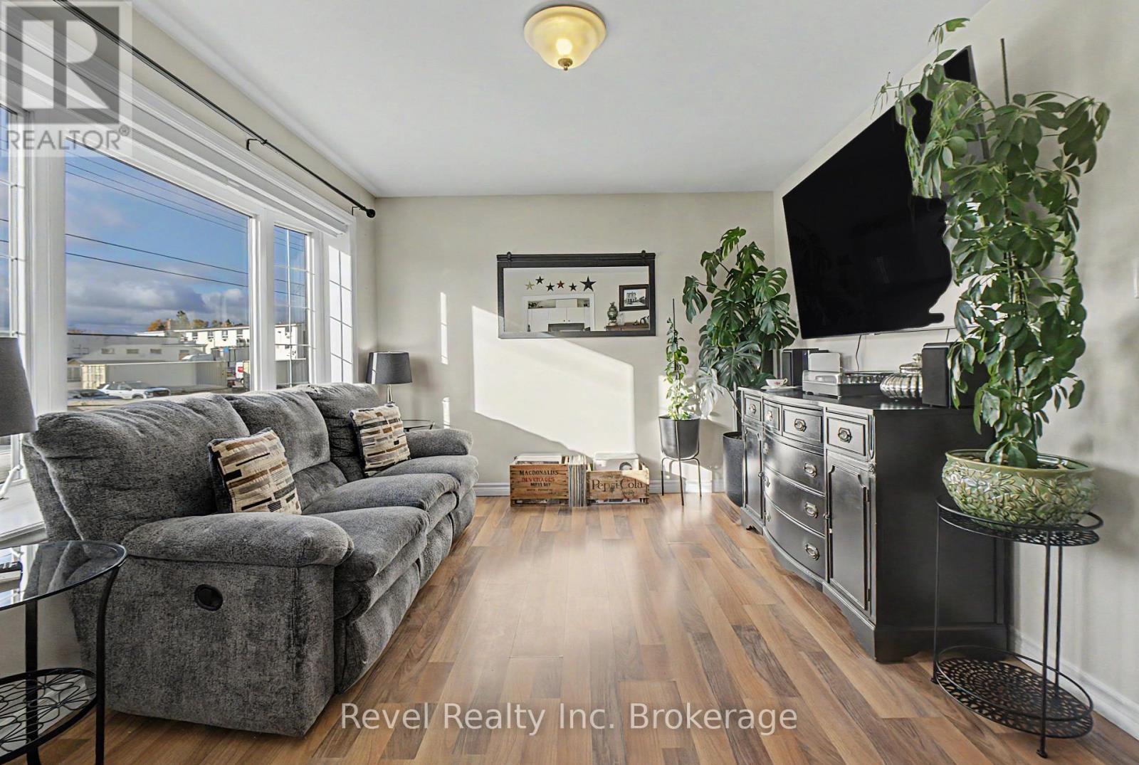 204 Delaware Avenue Property Photo 11