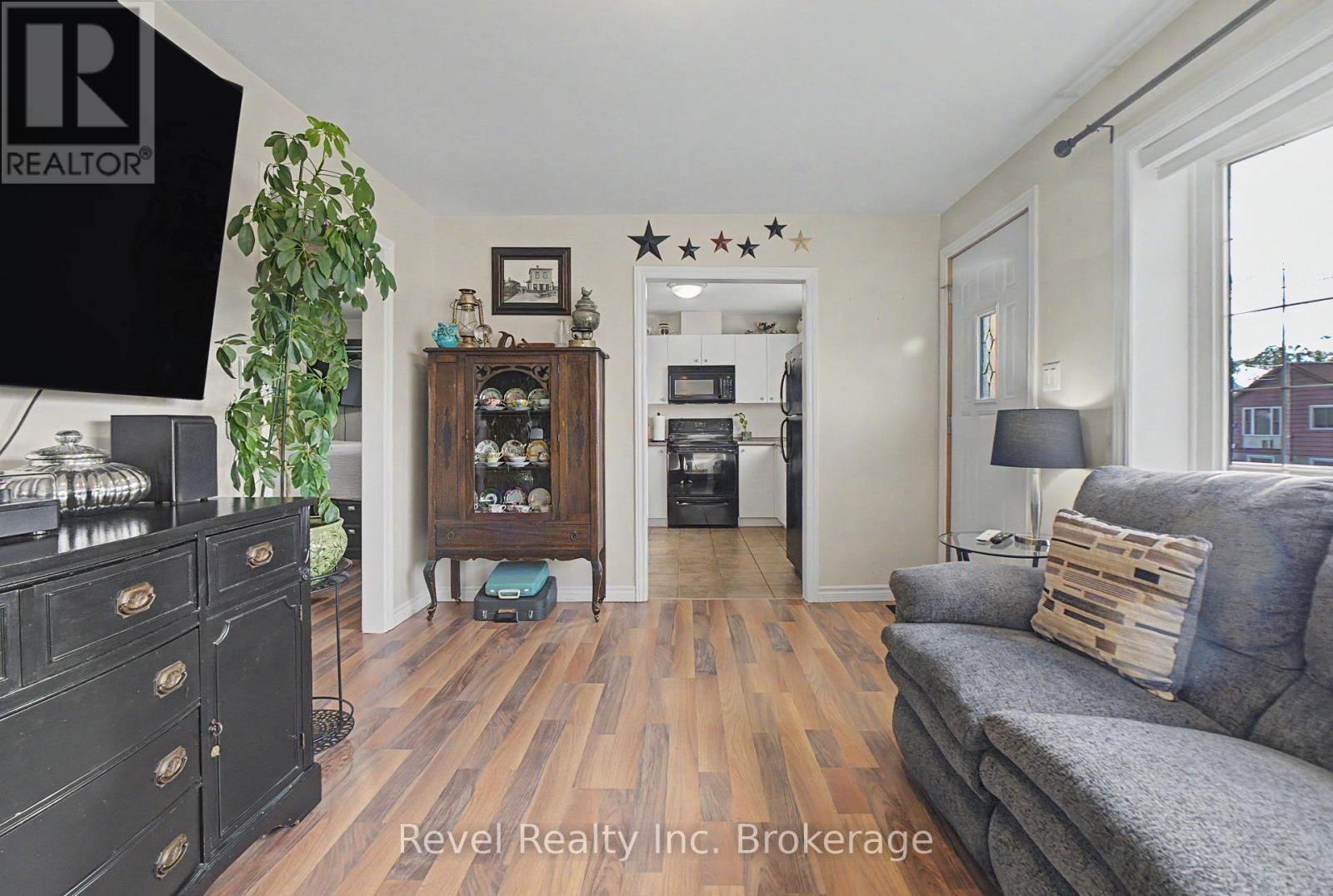 204 Delaware Avenue Property Photo 13