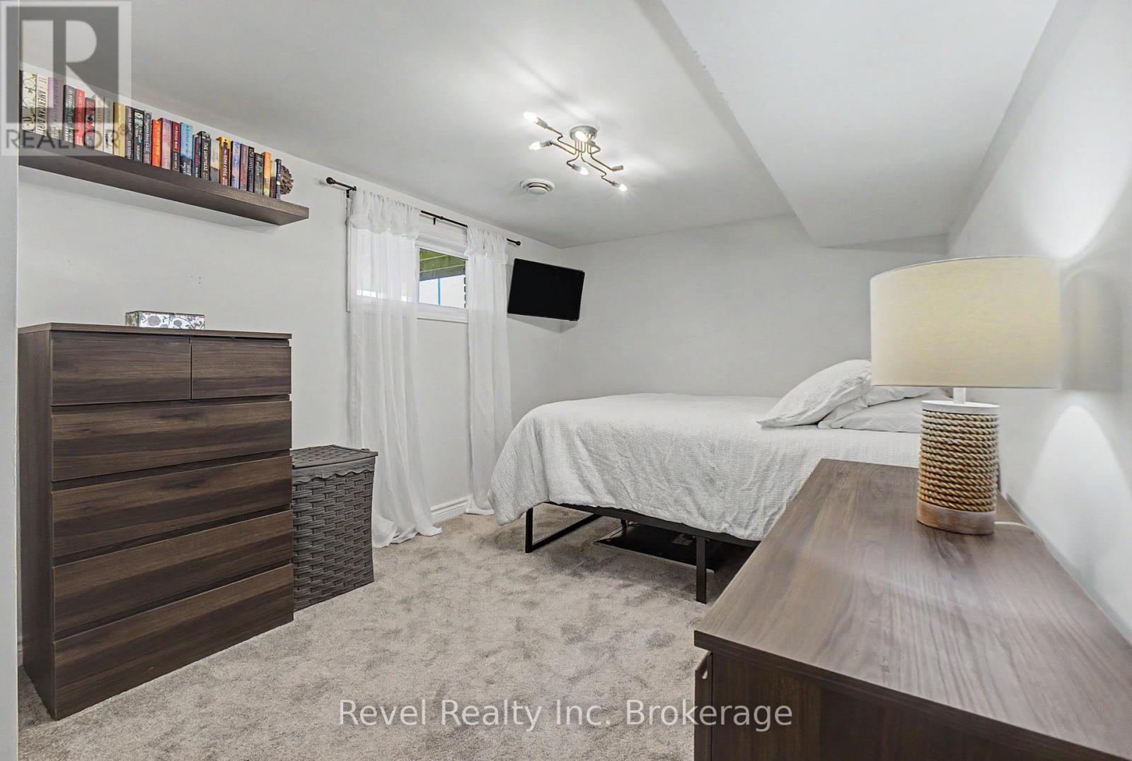 204 Delaware Avenue Property Photo 25