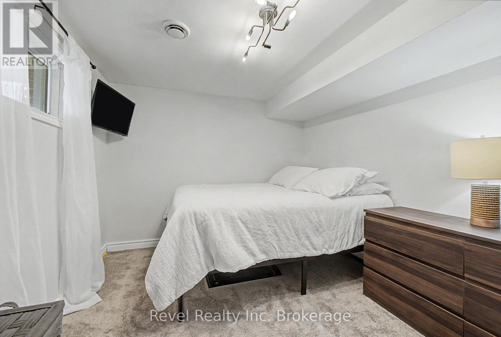 204 Delaware Avenue Property Photo 26