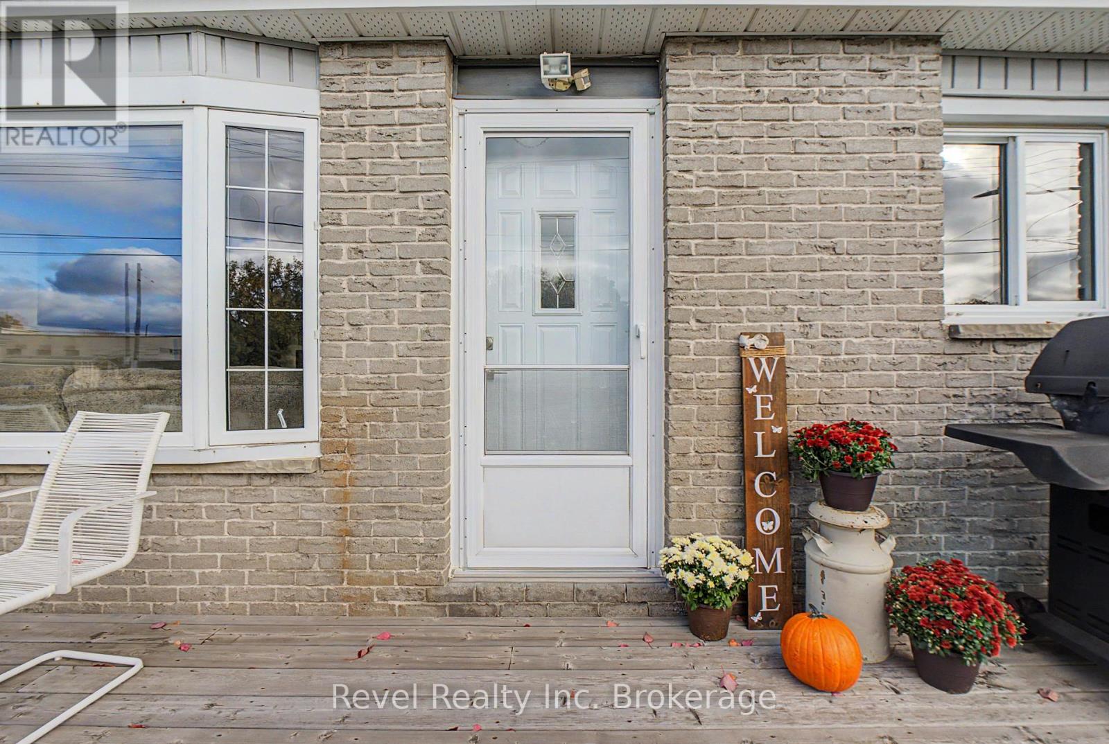 204 Delaware Avenue Property Photo 32