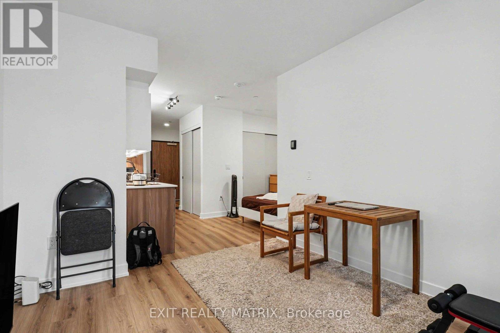 1109 - 360 Laurier Avenue Property Photo 7
