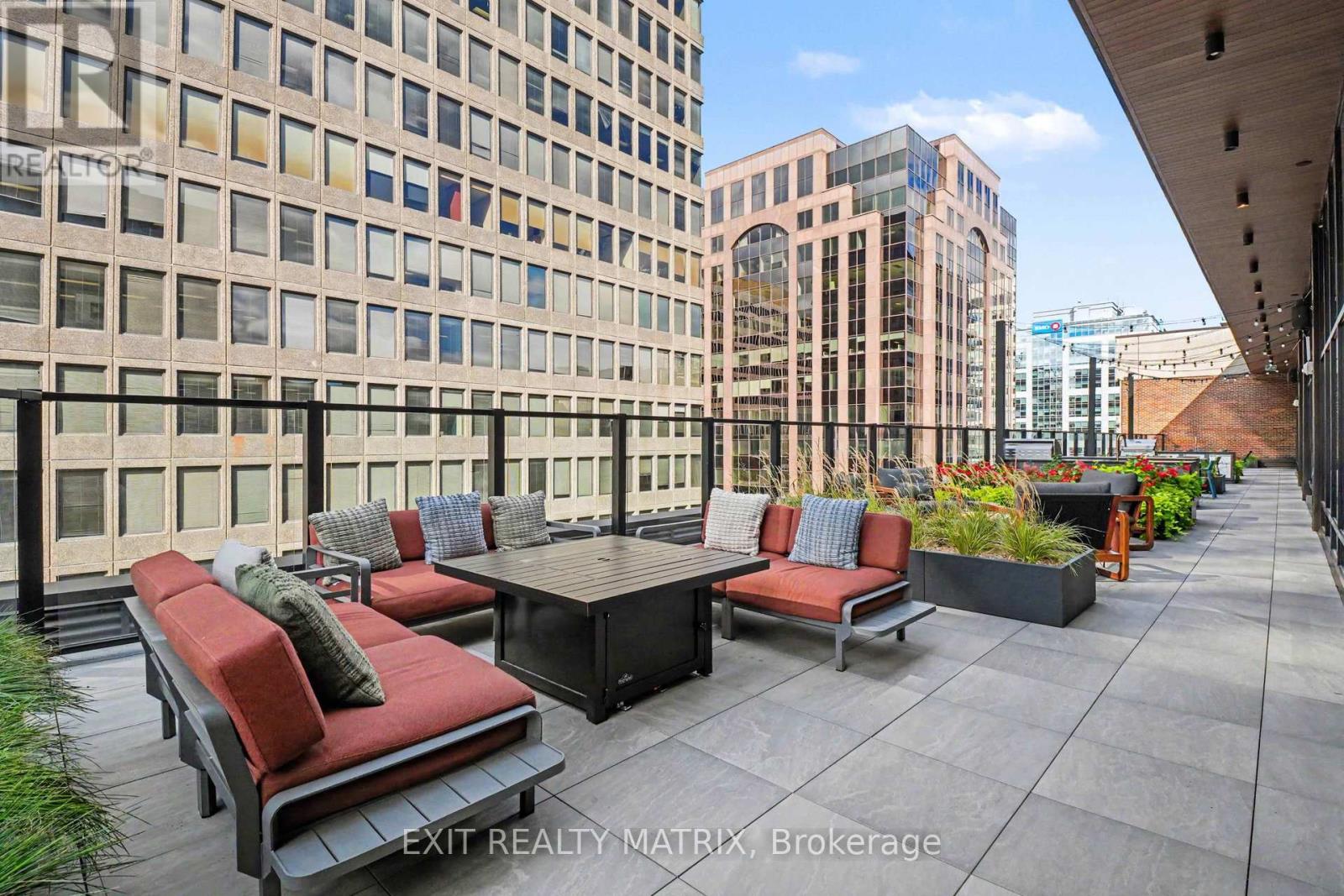 1109 - 360 Laurier Avenue Property Photo 15