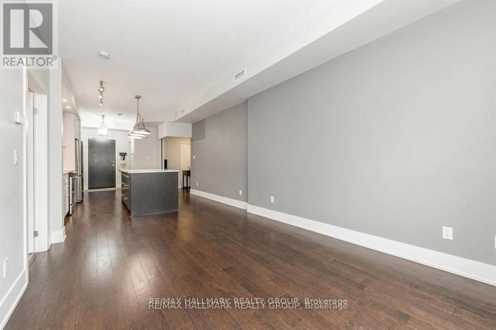 319 - 101 Richmond Road Property Photo 17