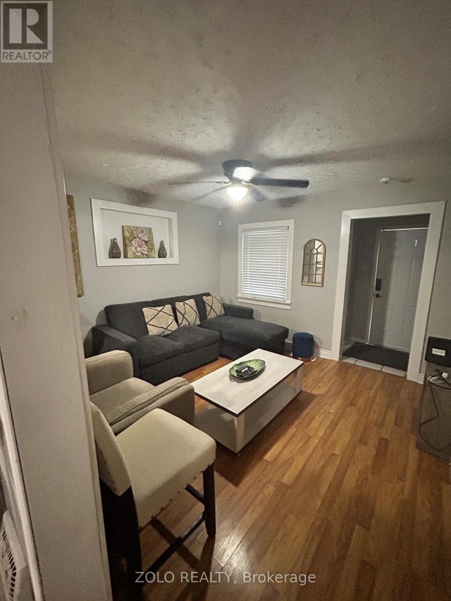 Upper - 6325 Murray Street Property Photo 5