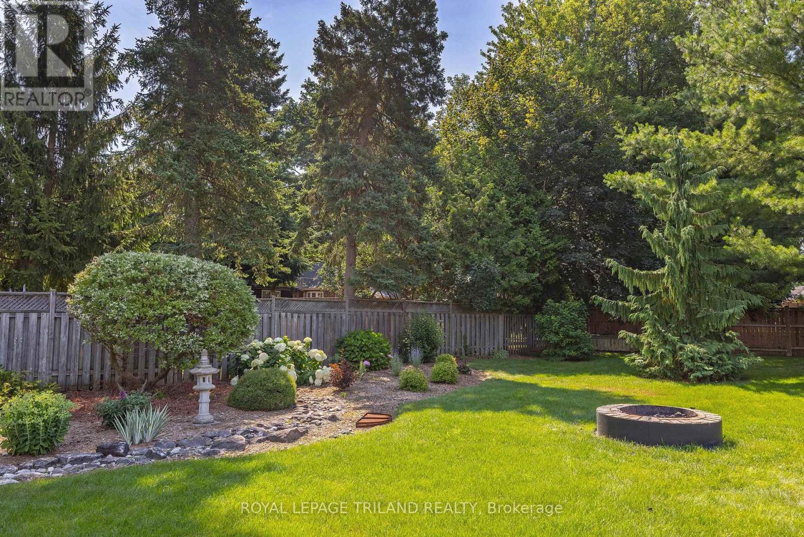 15 Augusta Crescent Property Photo 42