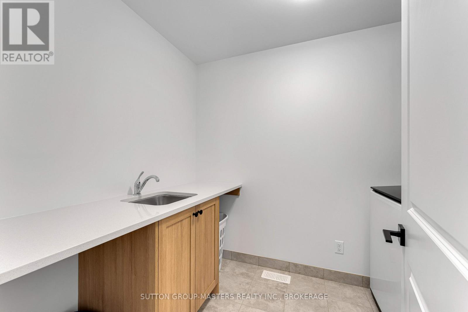 1283 Delancey Drive Property Photo 26