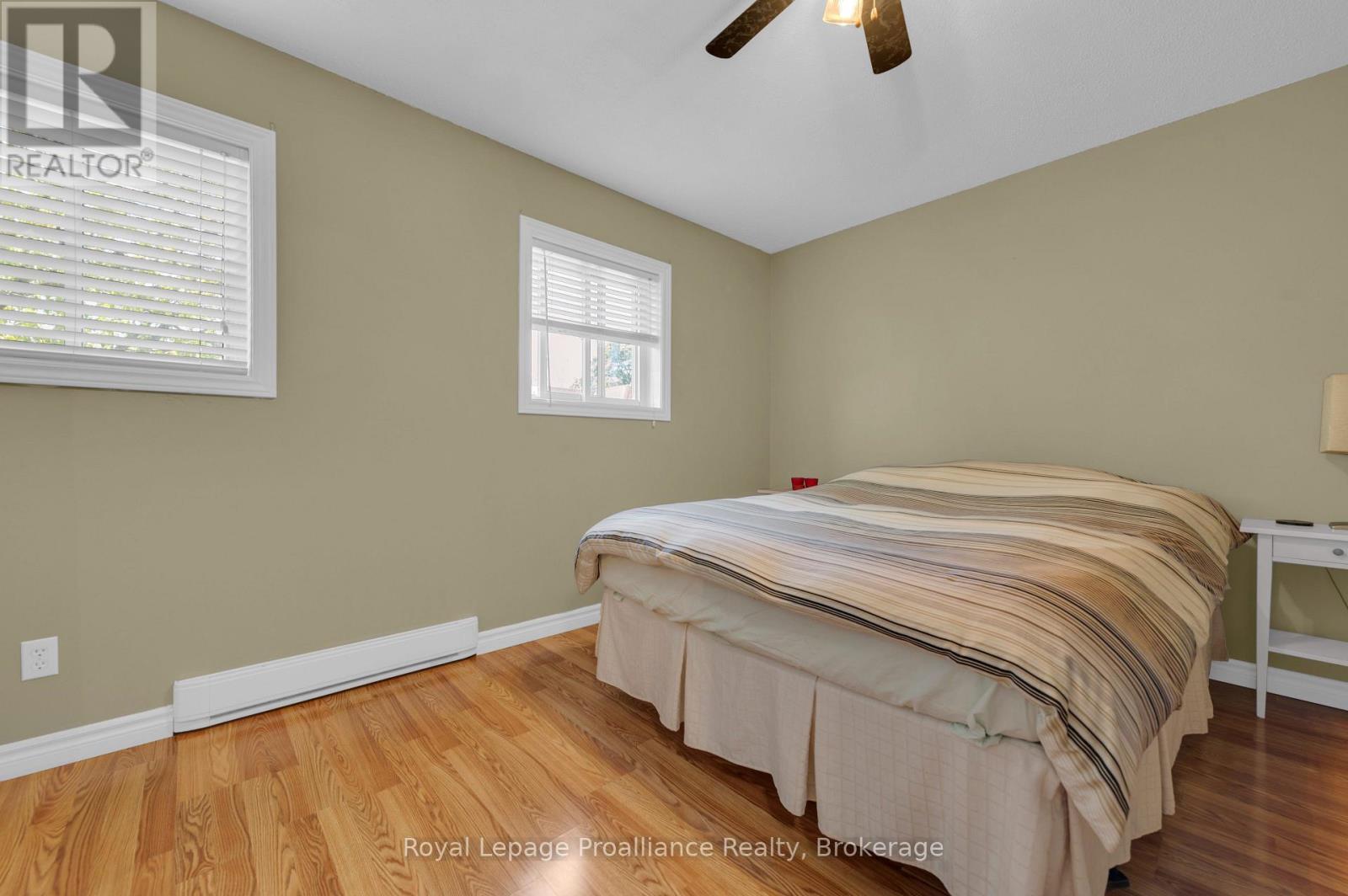 D - 37 Young Street Property Photo 18