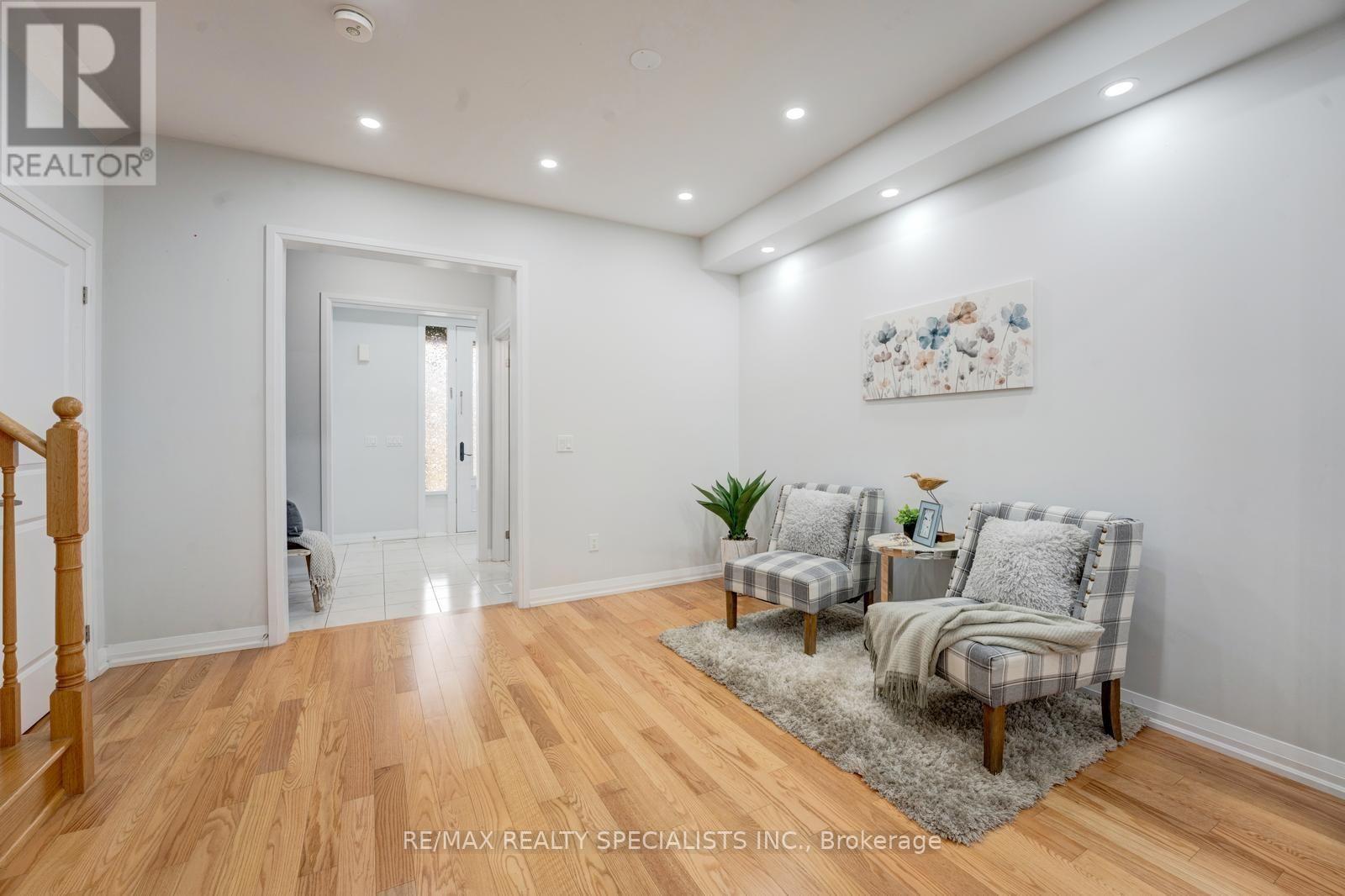 908 Sobeski Avenue Property Photo 13
