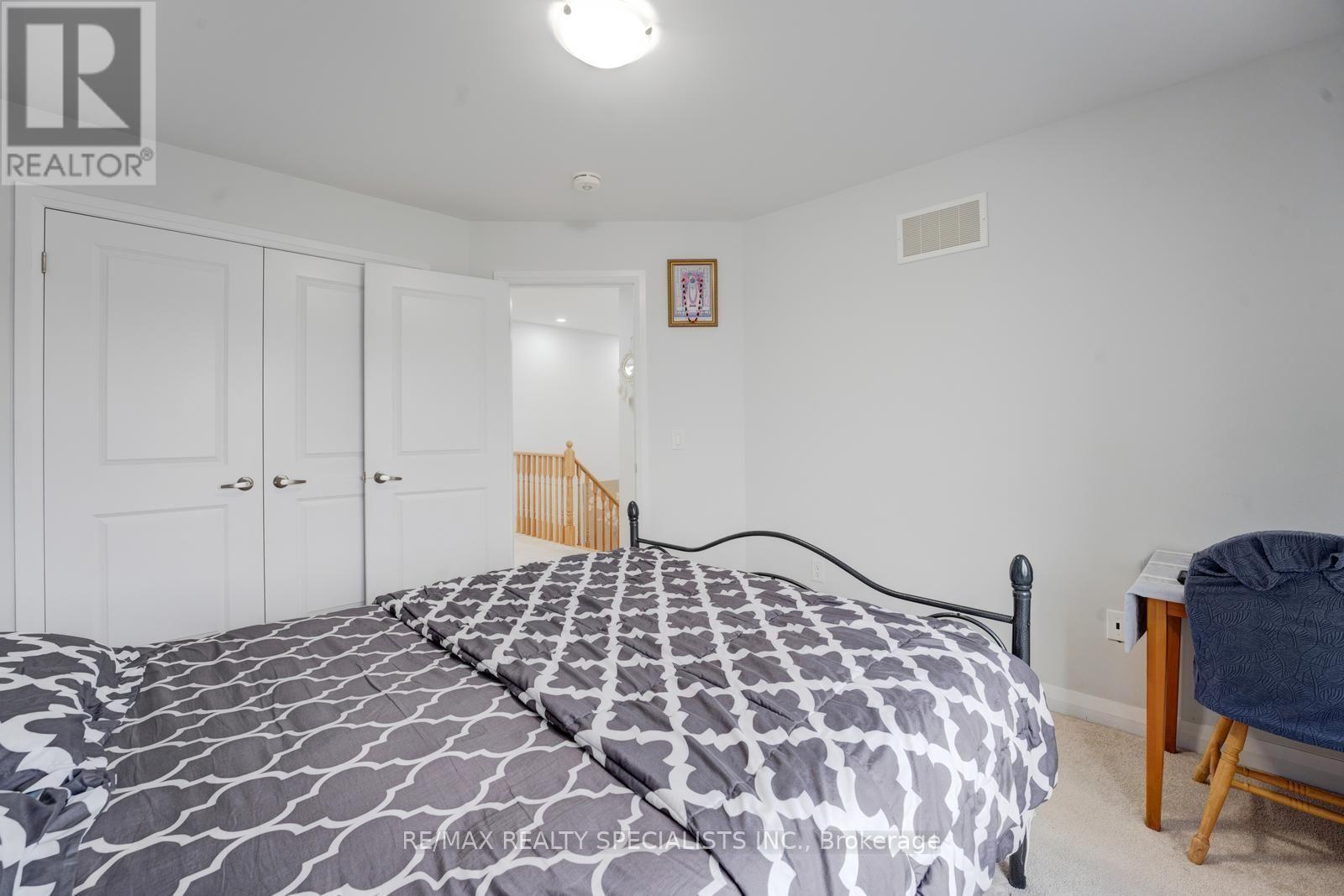 908 Sobeski Avenue Property Photo 34