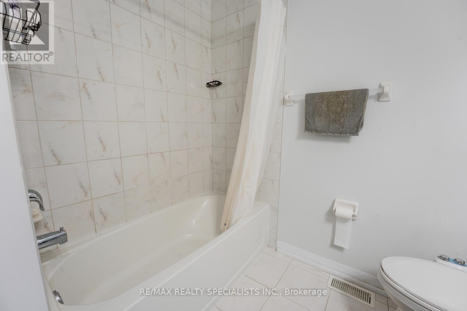 908 Sobeski Avenue Property Photo 36
