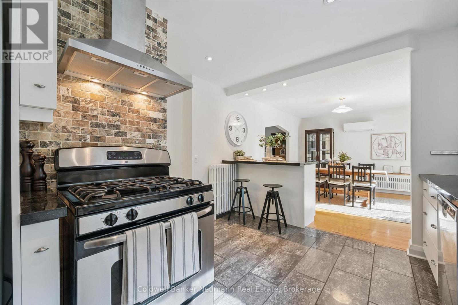 68 Albert Street Property Photo 10