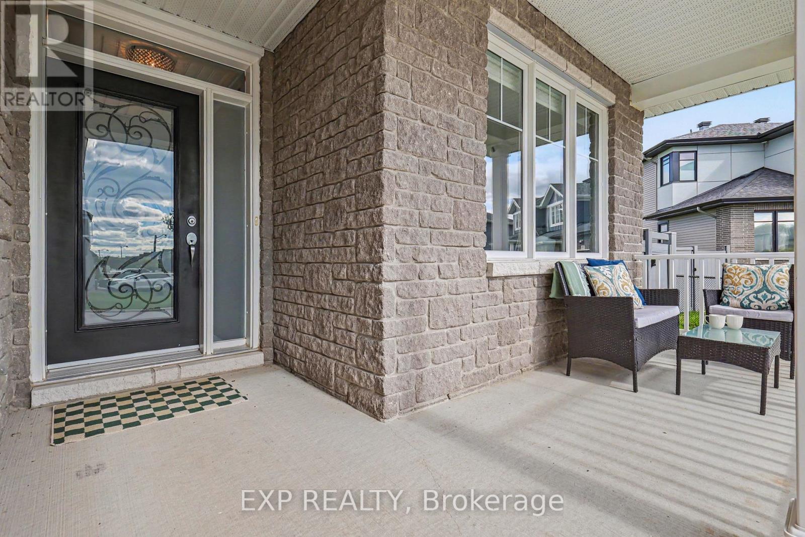362 Gloaming Crescent Property Photo 3