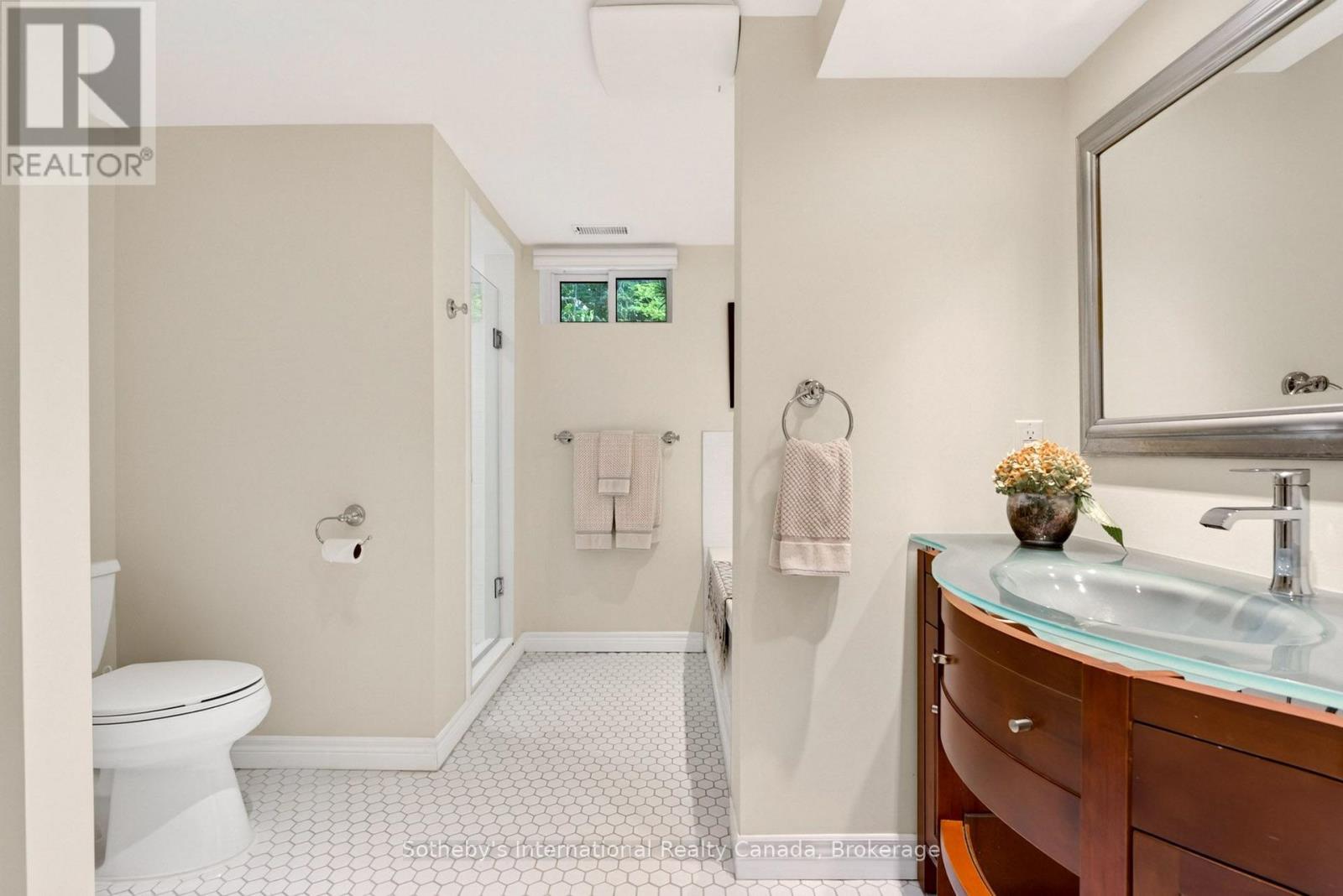 56 Shakespeare Avenue Property Photo 27