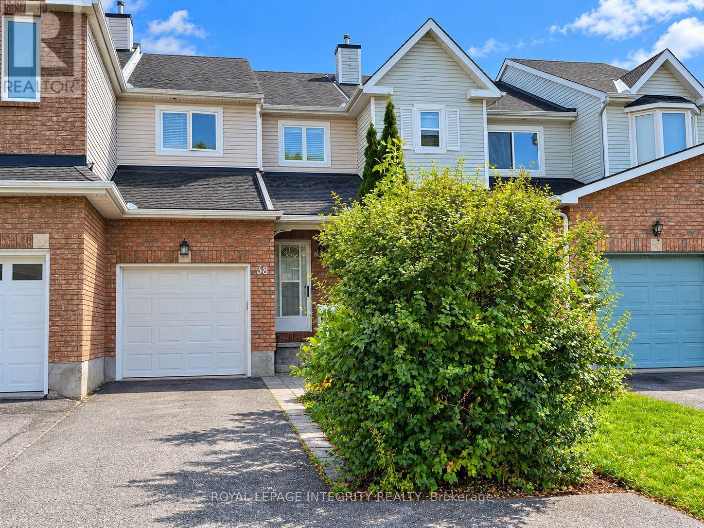 38 REDPATH DRIVE Property Photo 1