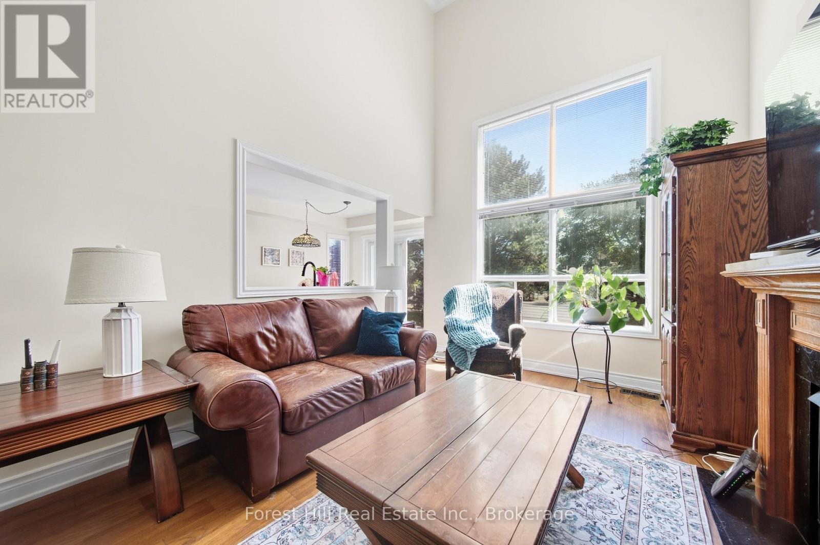 65 Heathfield Crescent Property Photo 9