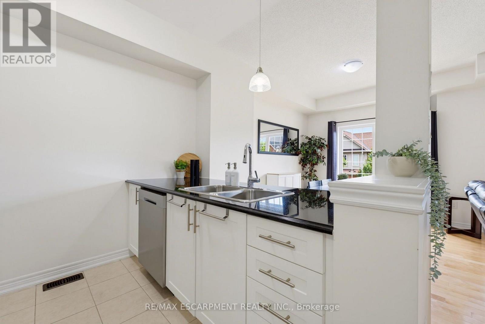 50 - 541 Winston Road Property Photo 5