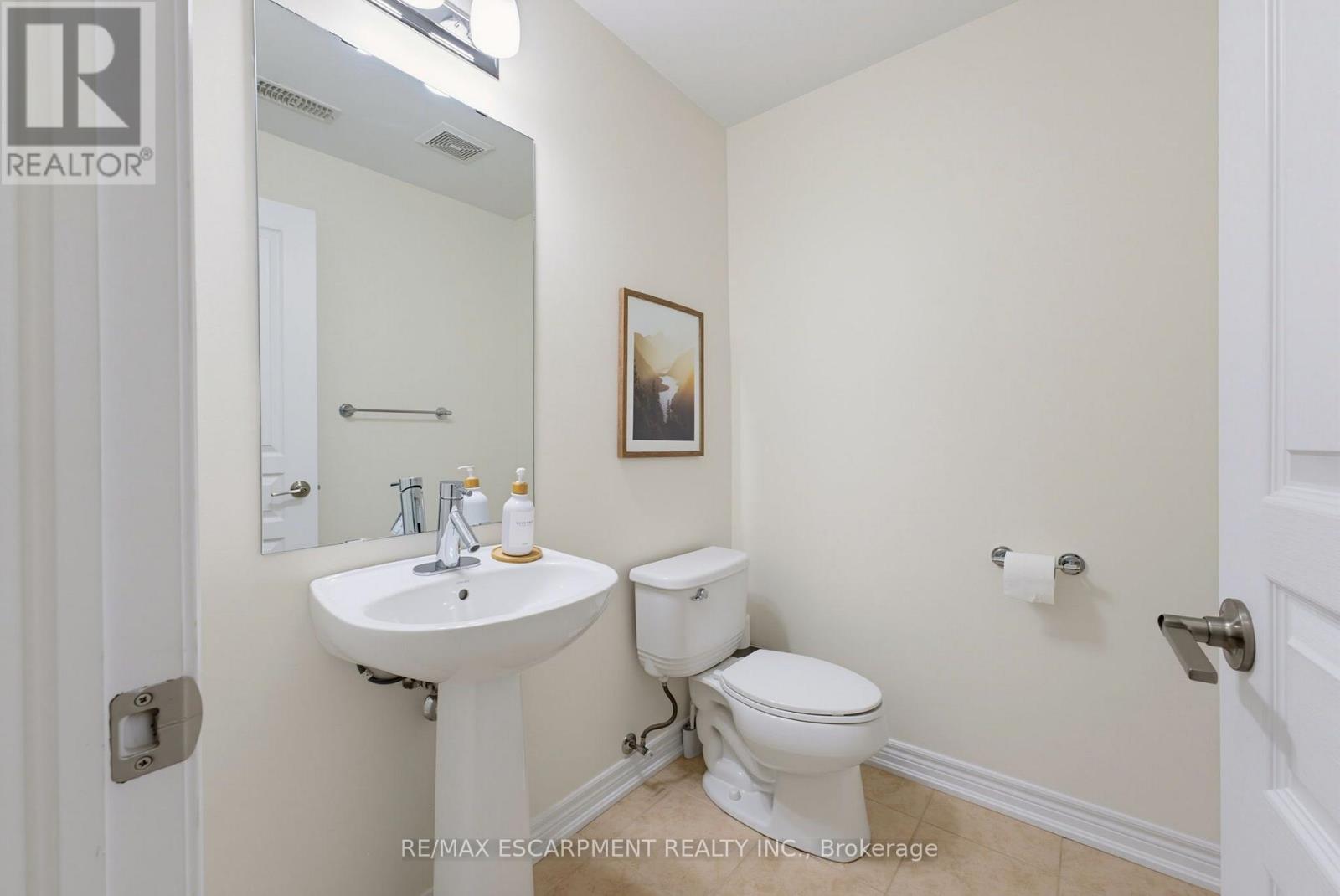 50 - 541 Winston Road Property Photo 14
