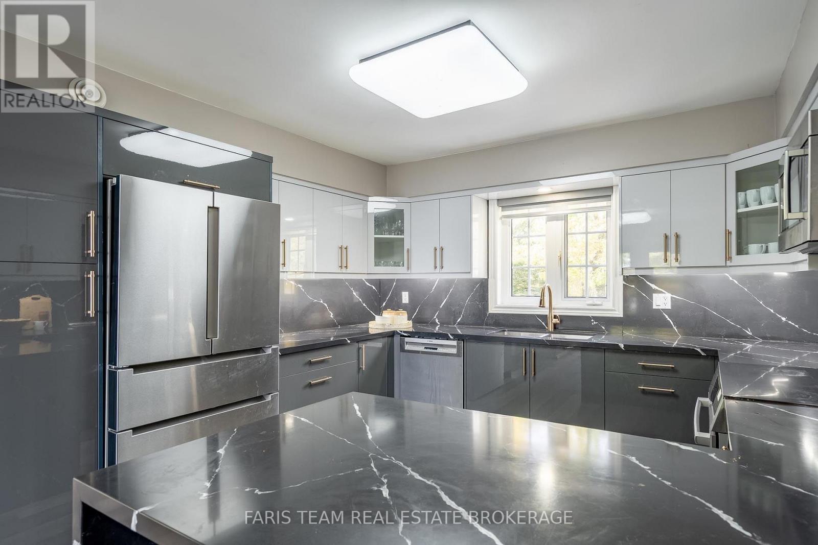 6 Spring Lane Property Photo 5