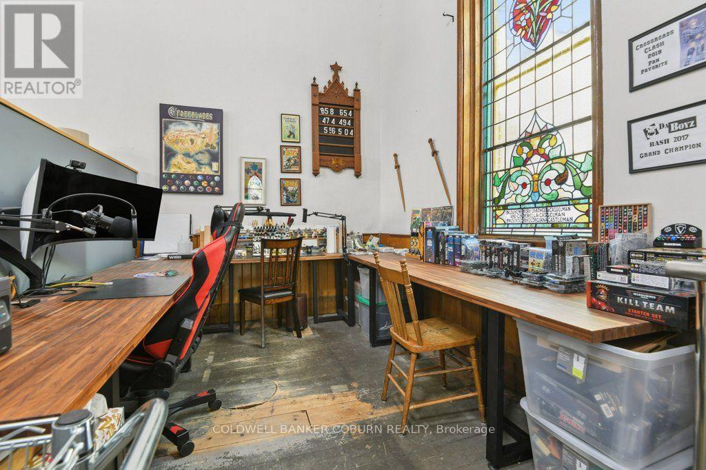 22 First Street Property Photo 11