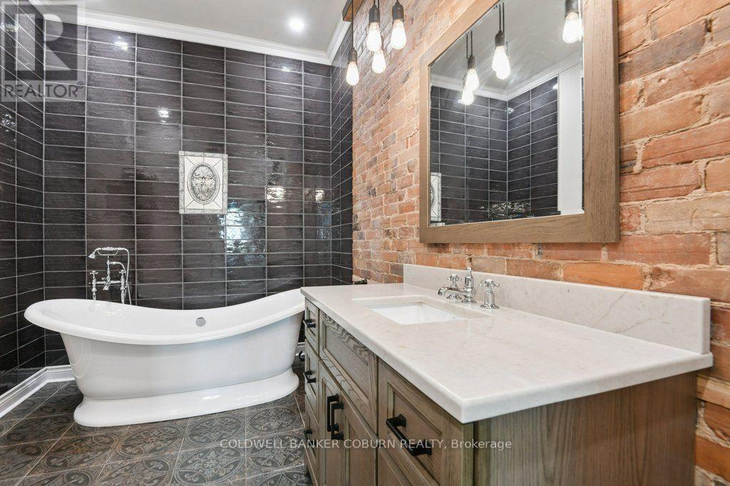 22 First Street Property Photo 25
