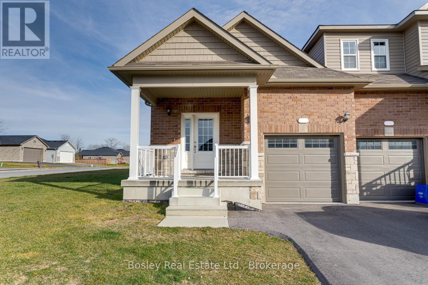 11 Tolman Street Property Photo 1