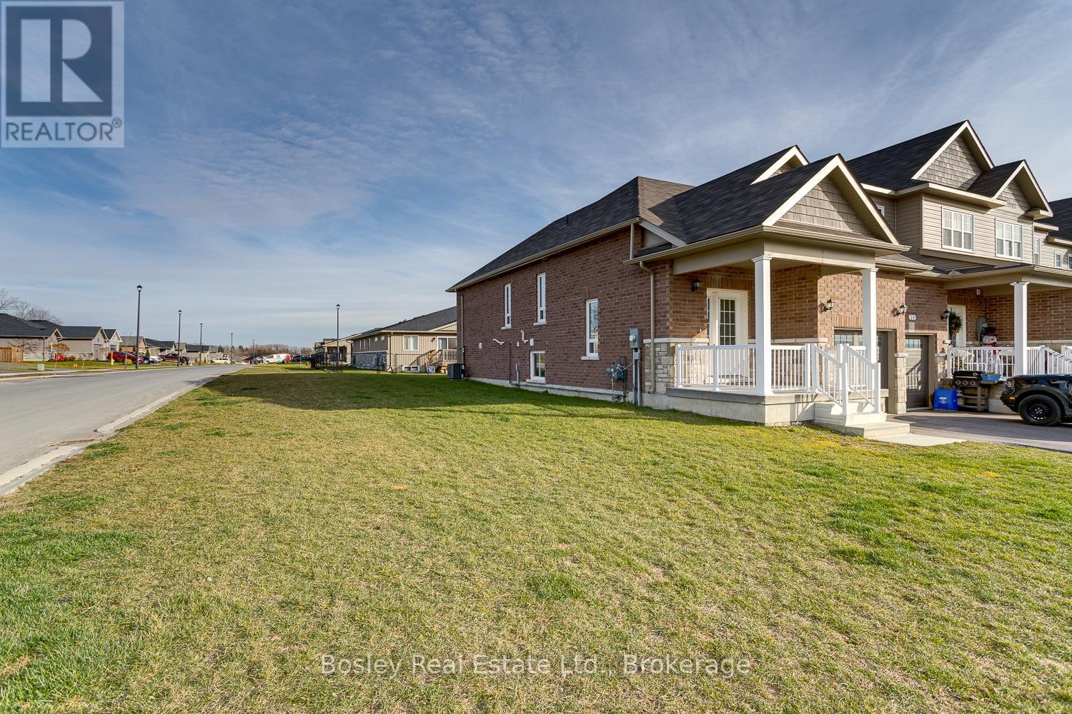 11 Tolman Street Property Photo 2