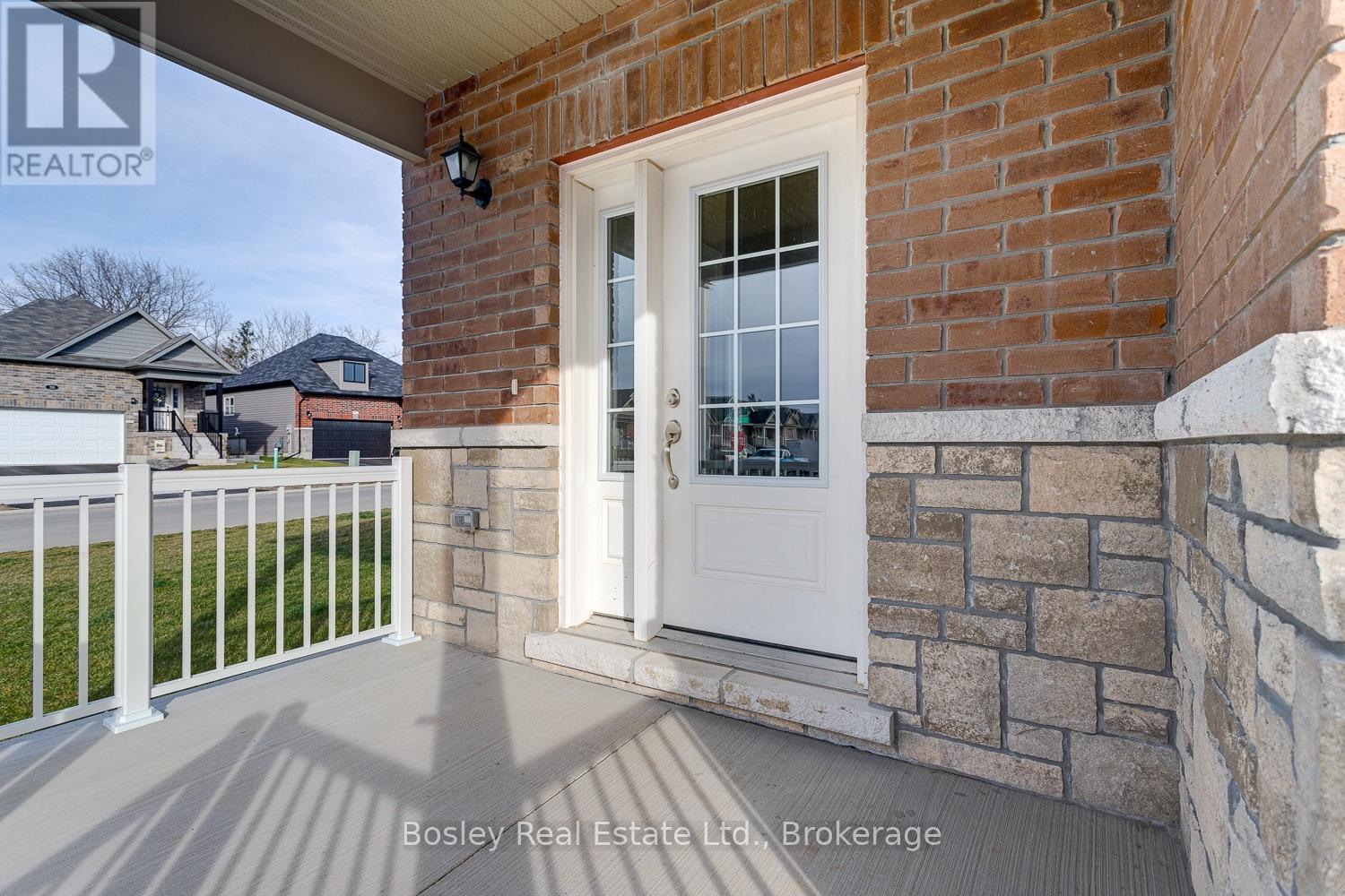 11 Tolman Street Property Photo 4