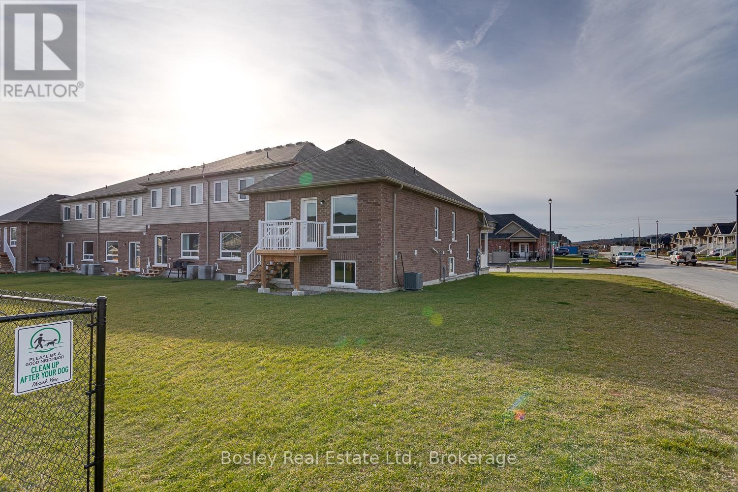 11 Tolman Street Property Photo 35