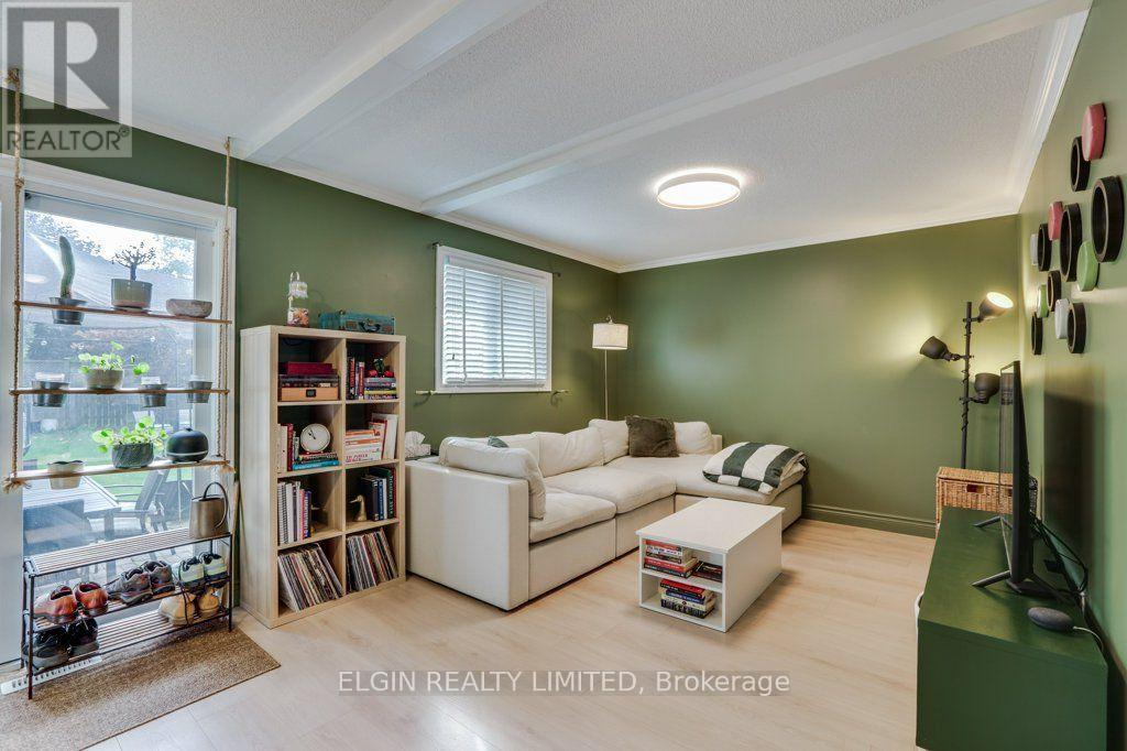 27 Carrie Crescent Property Photo 23