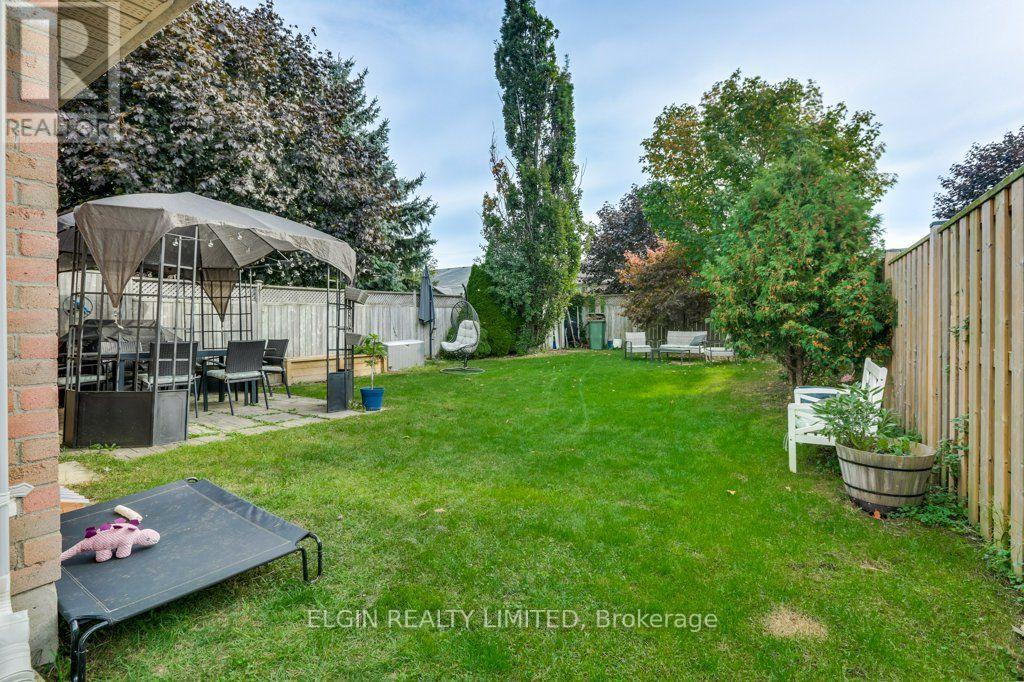 27 Carrie Crescent Property Photo 35