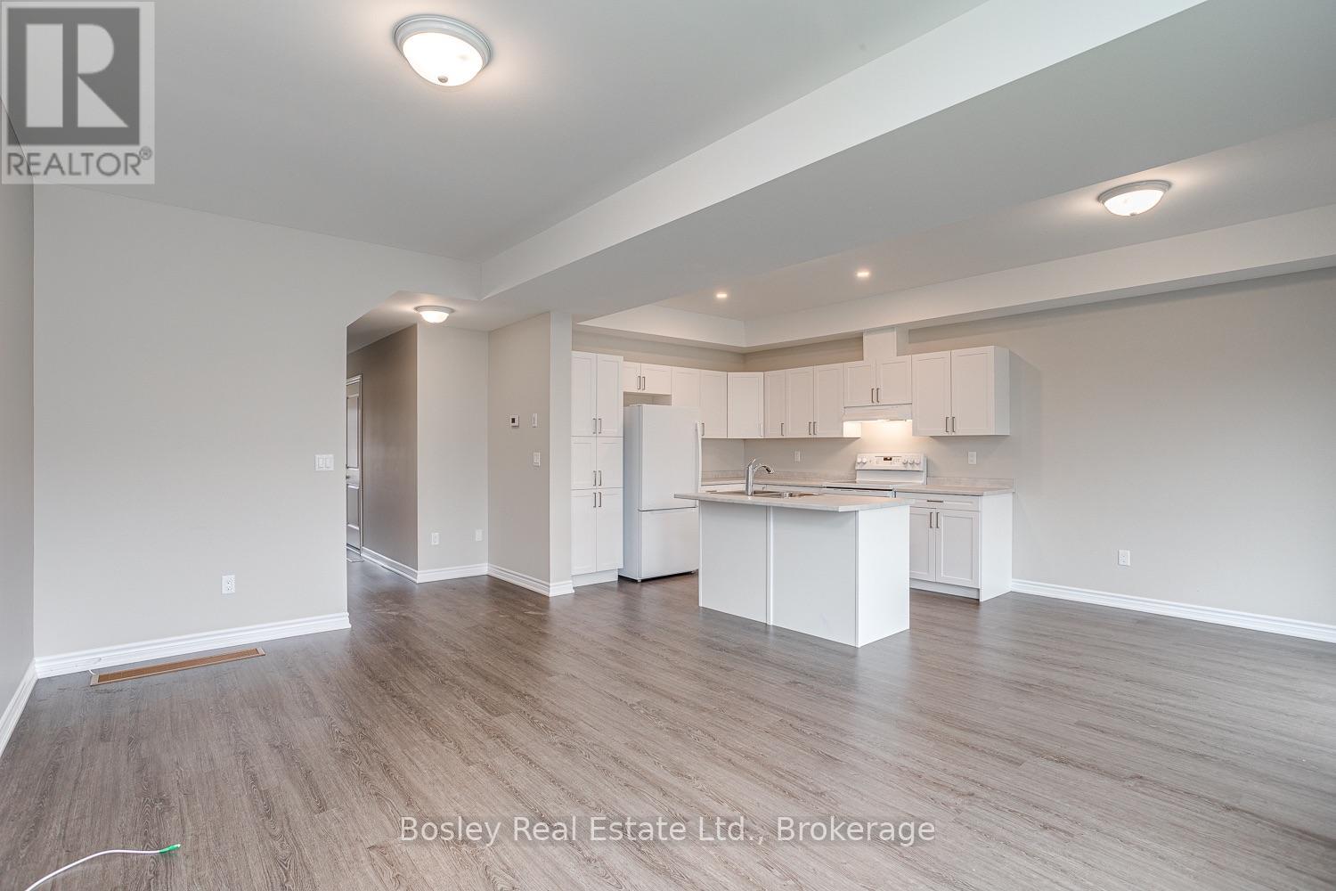 13 Tolman Street Property Photo 10