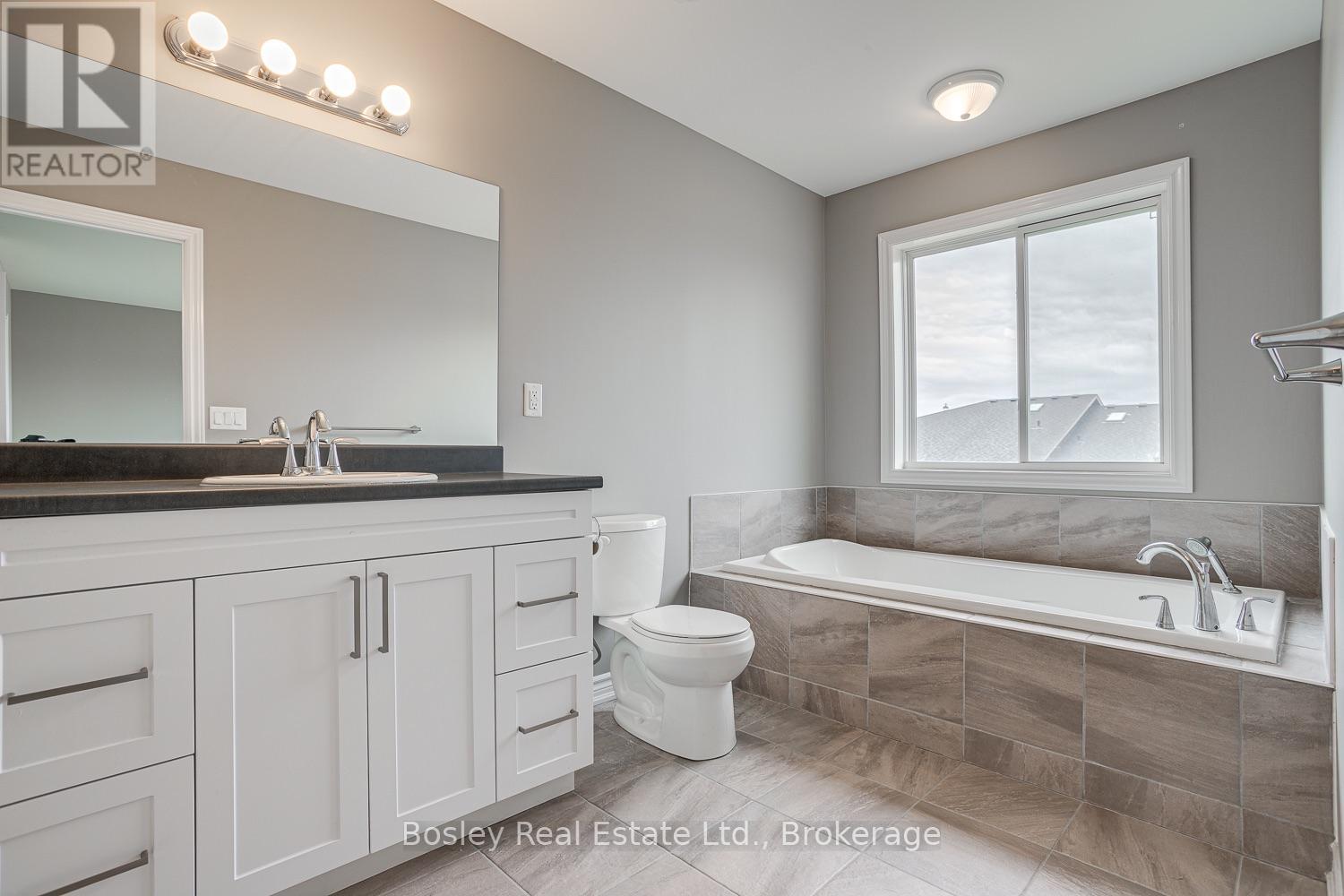 13 Tolman Street Property Photo 30