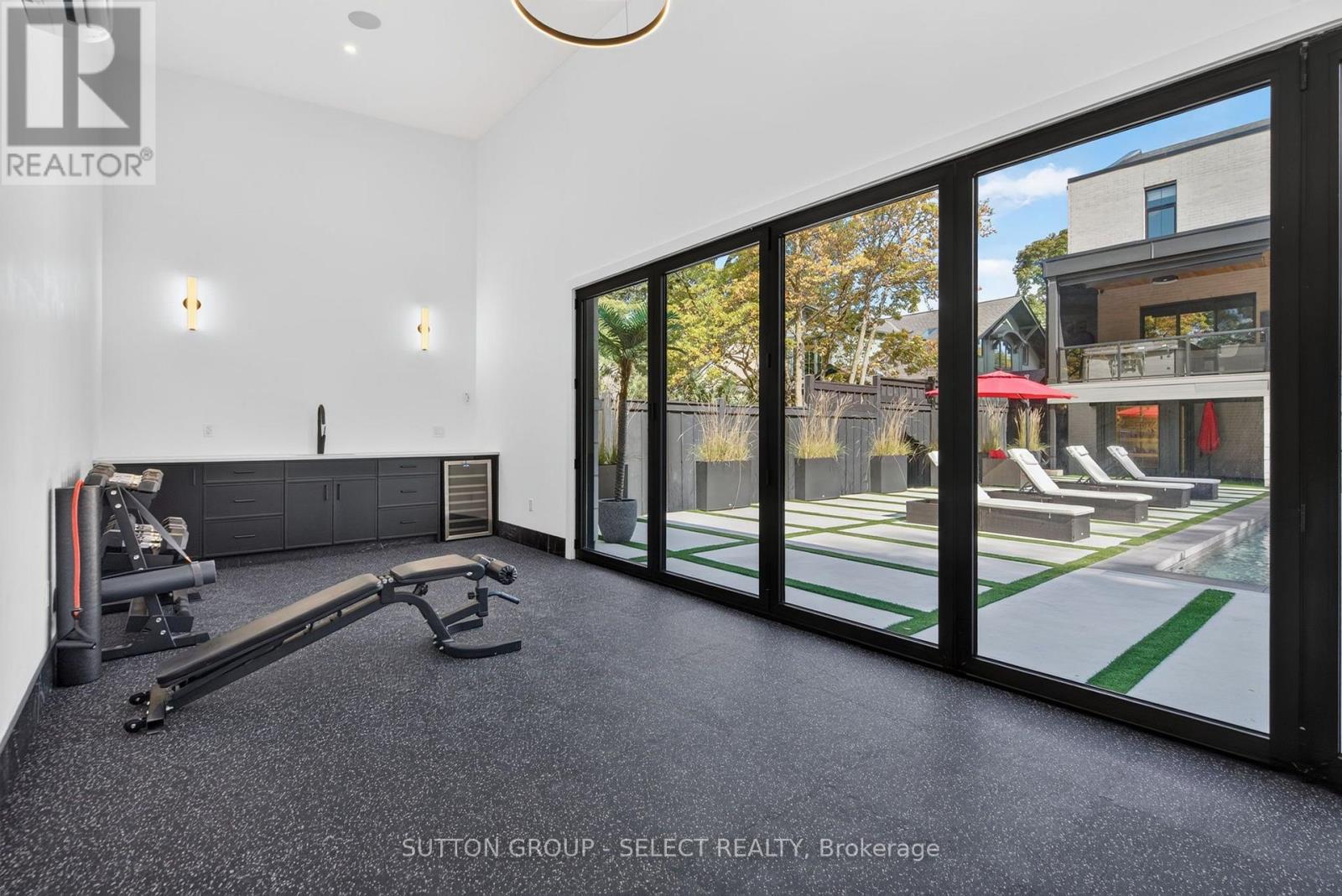 971 Wellington Street Property Photo 45