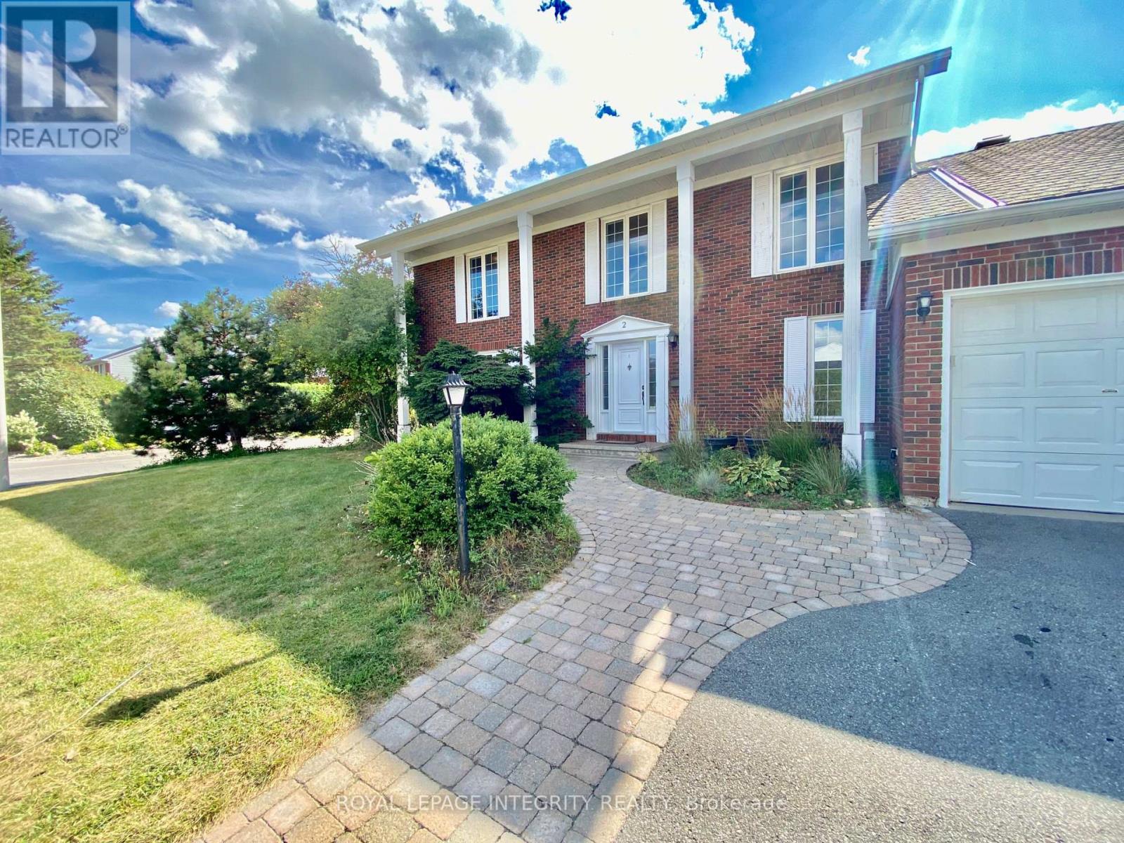 2 Tunbridge Court Property Photo 3