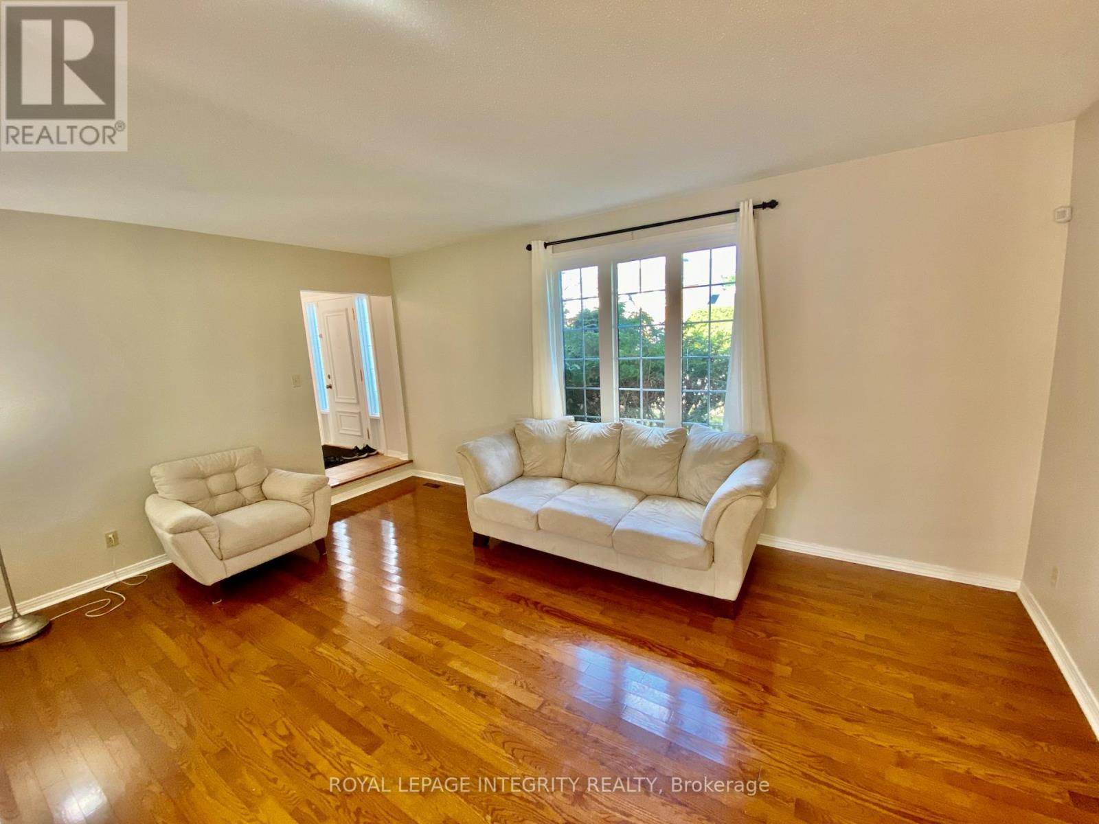 2 Tunbridge Court Property Photo 6
